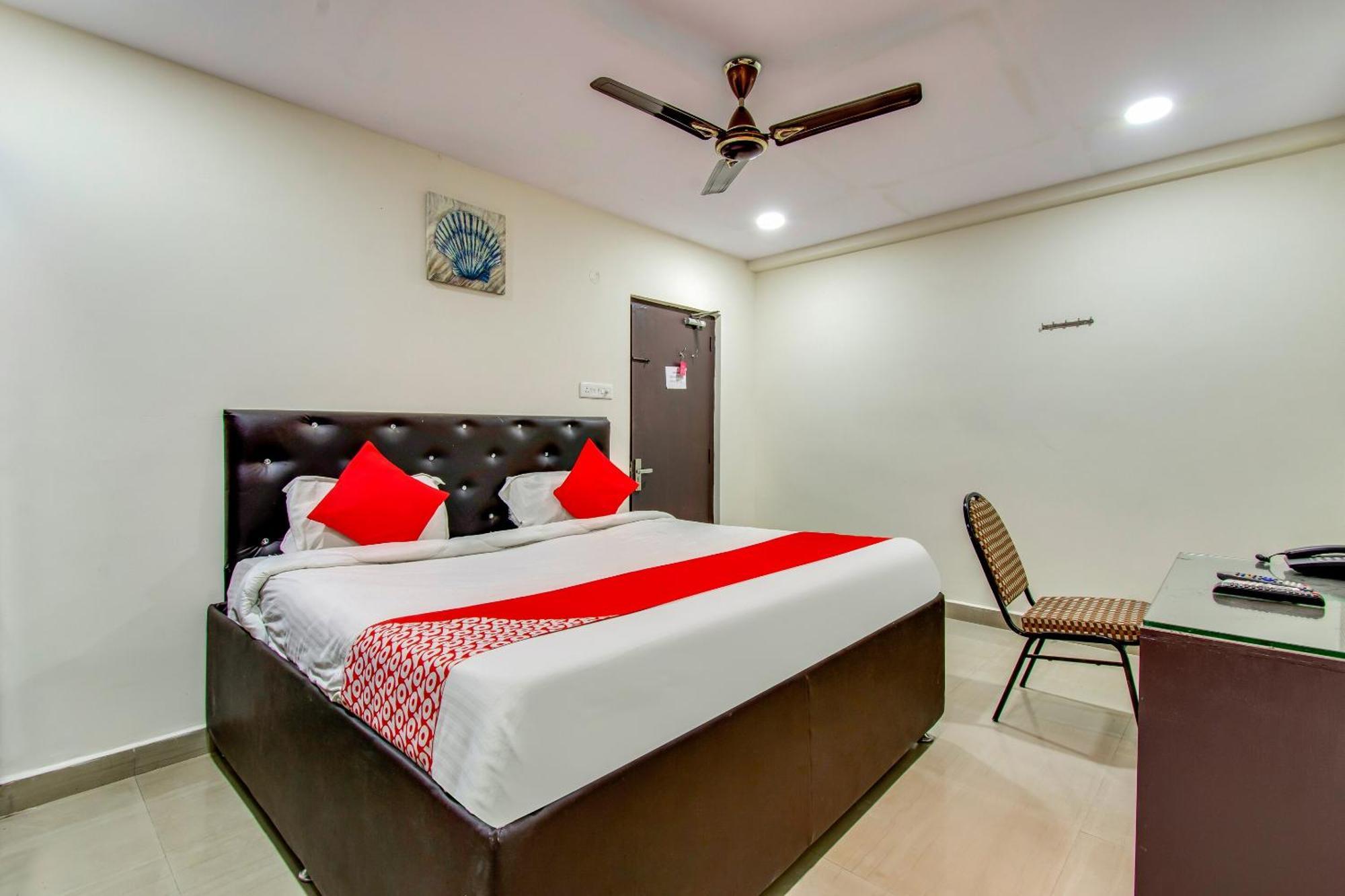 Oyo Akshaya Inn Vijayawāda Εξωτερικό φωτογραφία