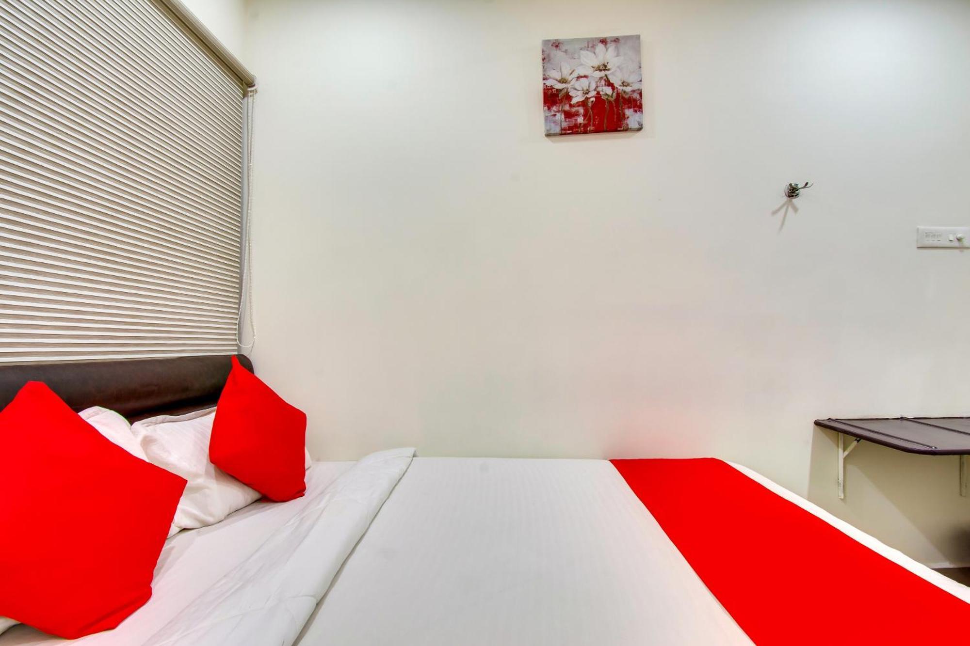 Oyo Akshaya Inn Vijayawāda Εξωτερικό φωτογραφία