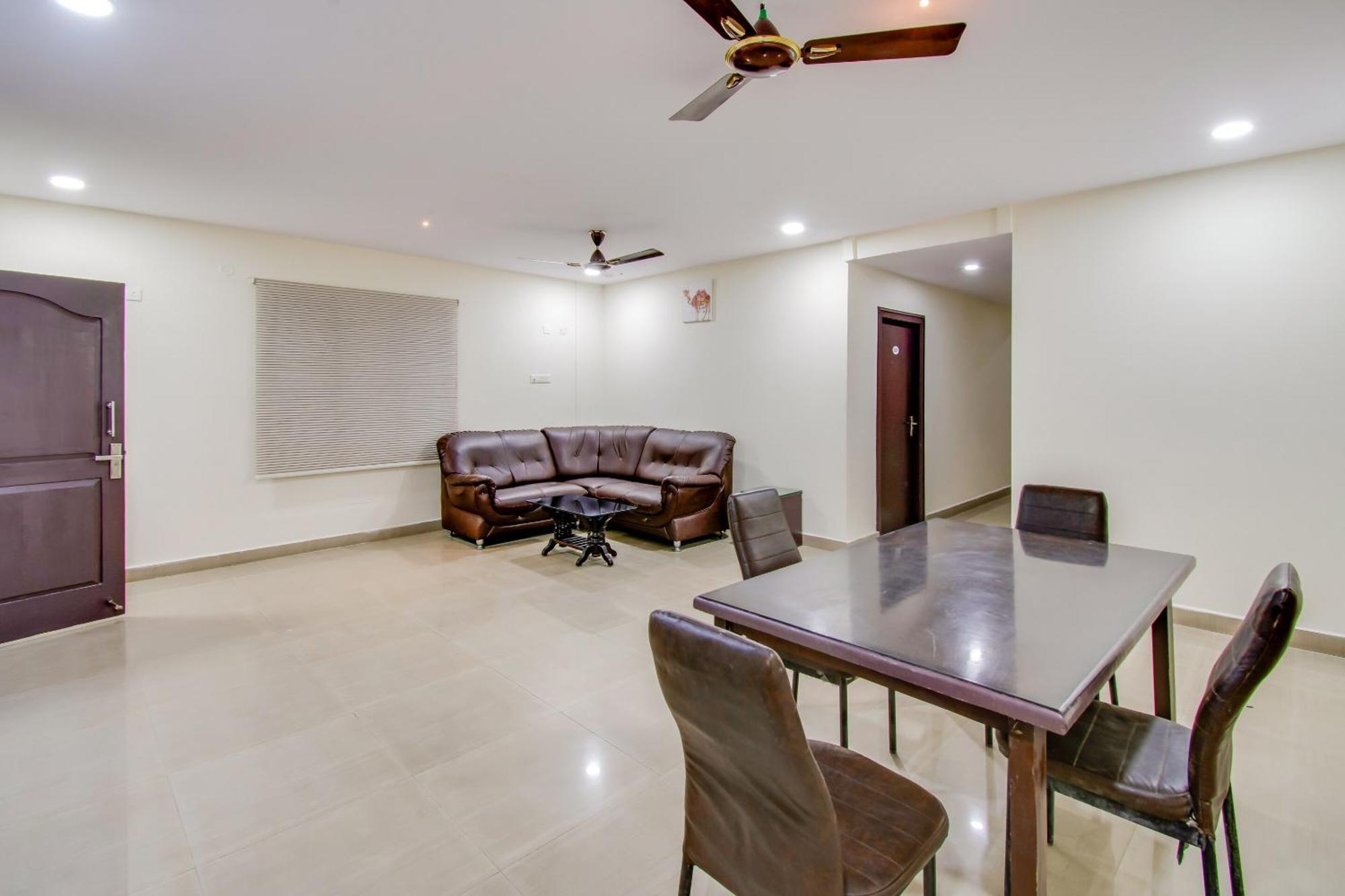 Oyo Akshaya Inn Vijayawāda Εξωτερικό φωτογραφία