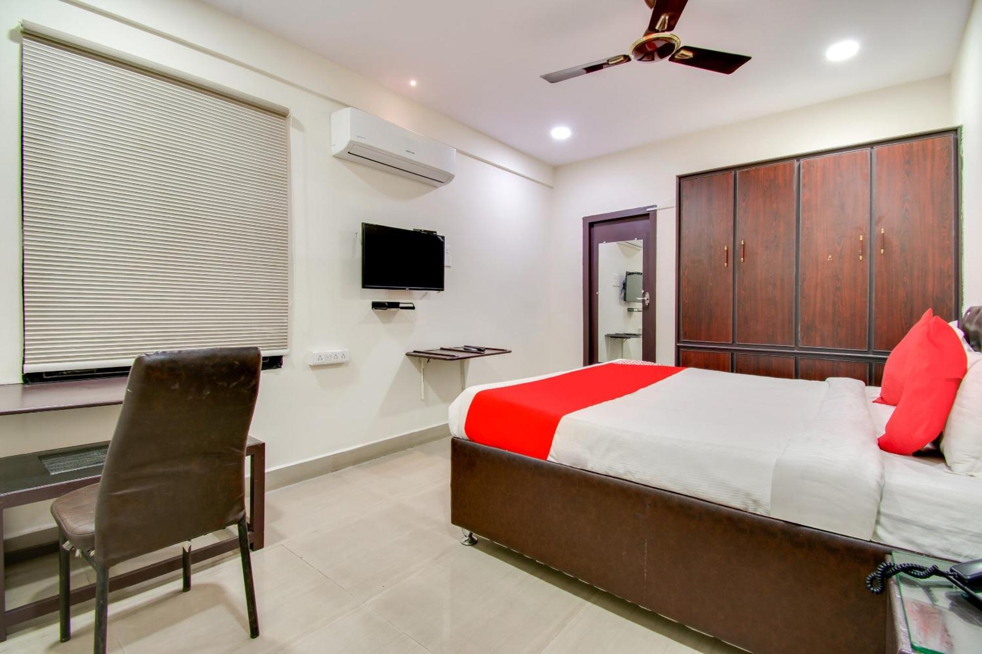 Oyo Akshaya Inn Vijayawāda Εξωτερικό φωτογραφία