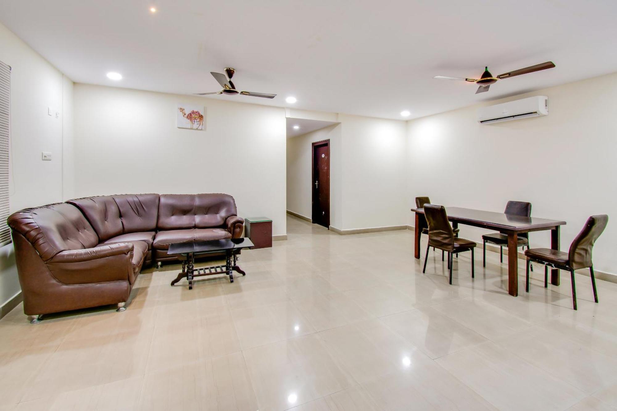 Oyo Akshaya Inn Vijayawāda Εξωτερικό φωτογραφία