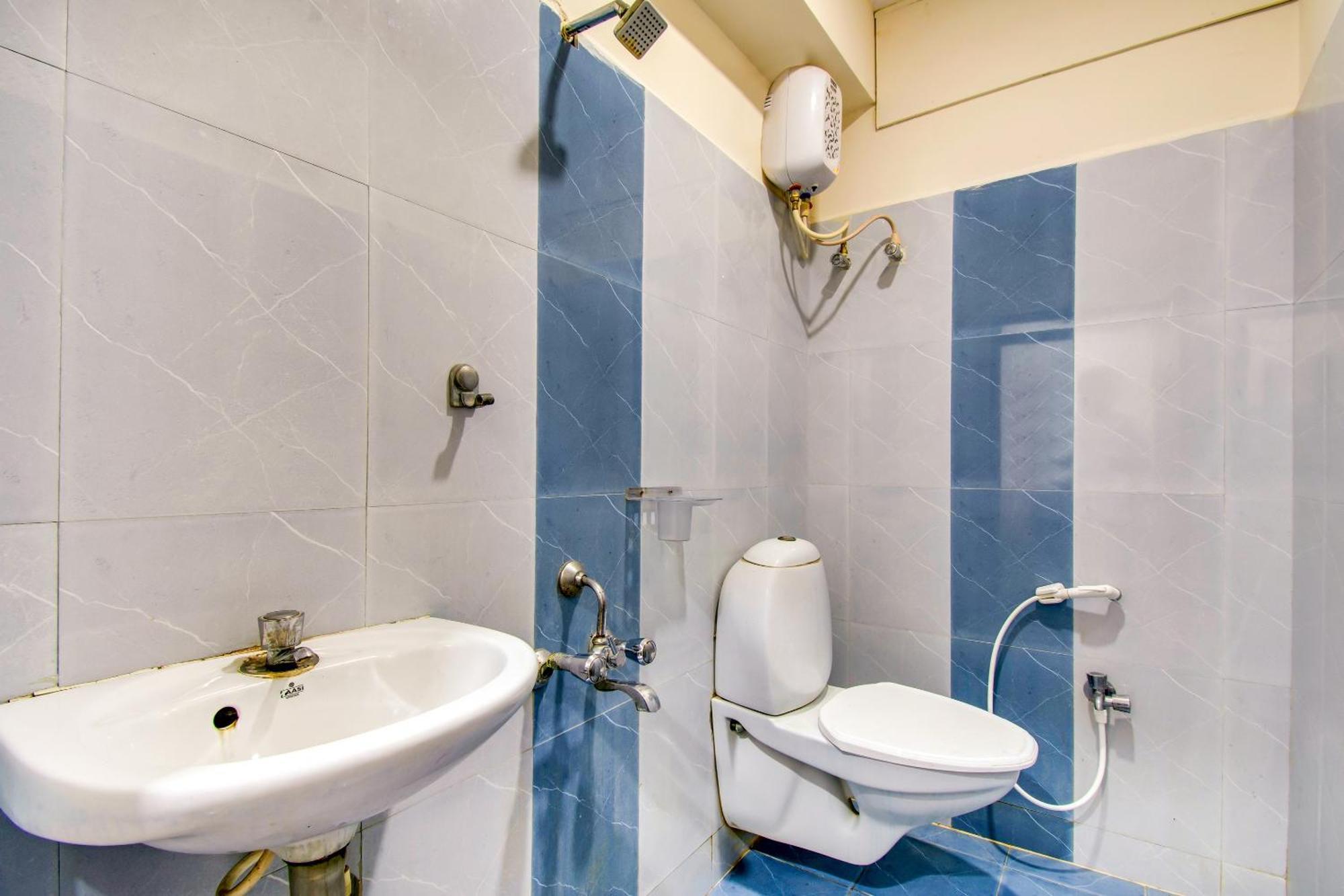 Oyo Akshaya Inn Vijayawāda Εξωτερικό φωτογραφία